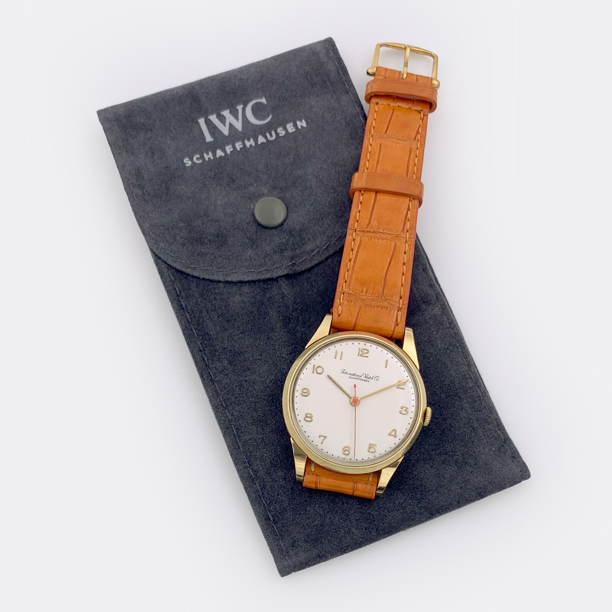 IWC | Jumbo Dresswatch | 18K Yellow Gold | Red Second | 1950s